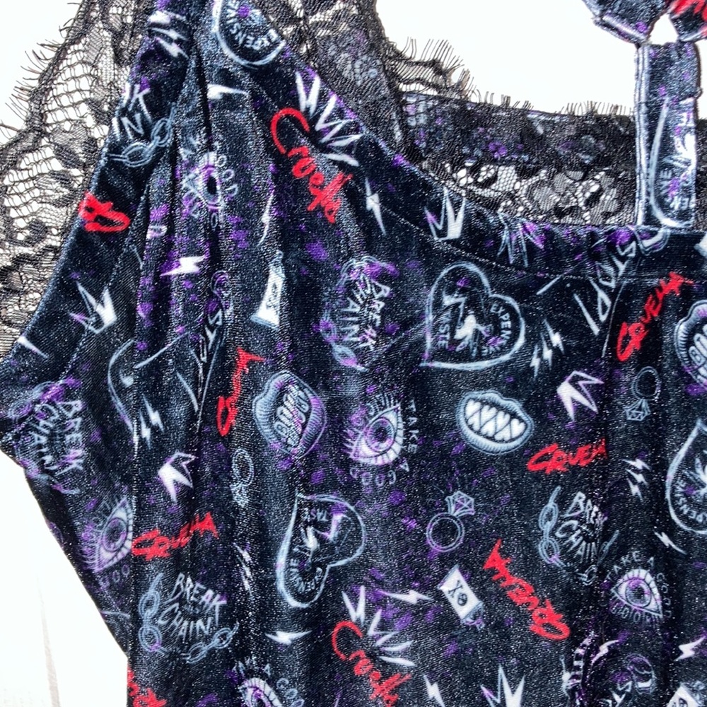 Disney Hot Topic Her Universe Cruella dress size 1 - Picture 3 of 6